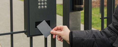 Contrôle d'accès et de surveillance